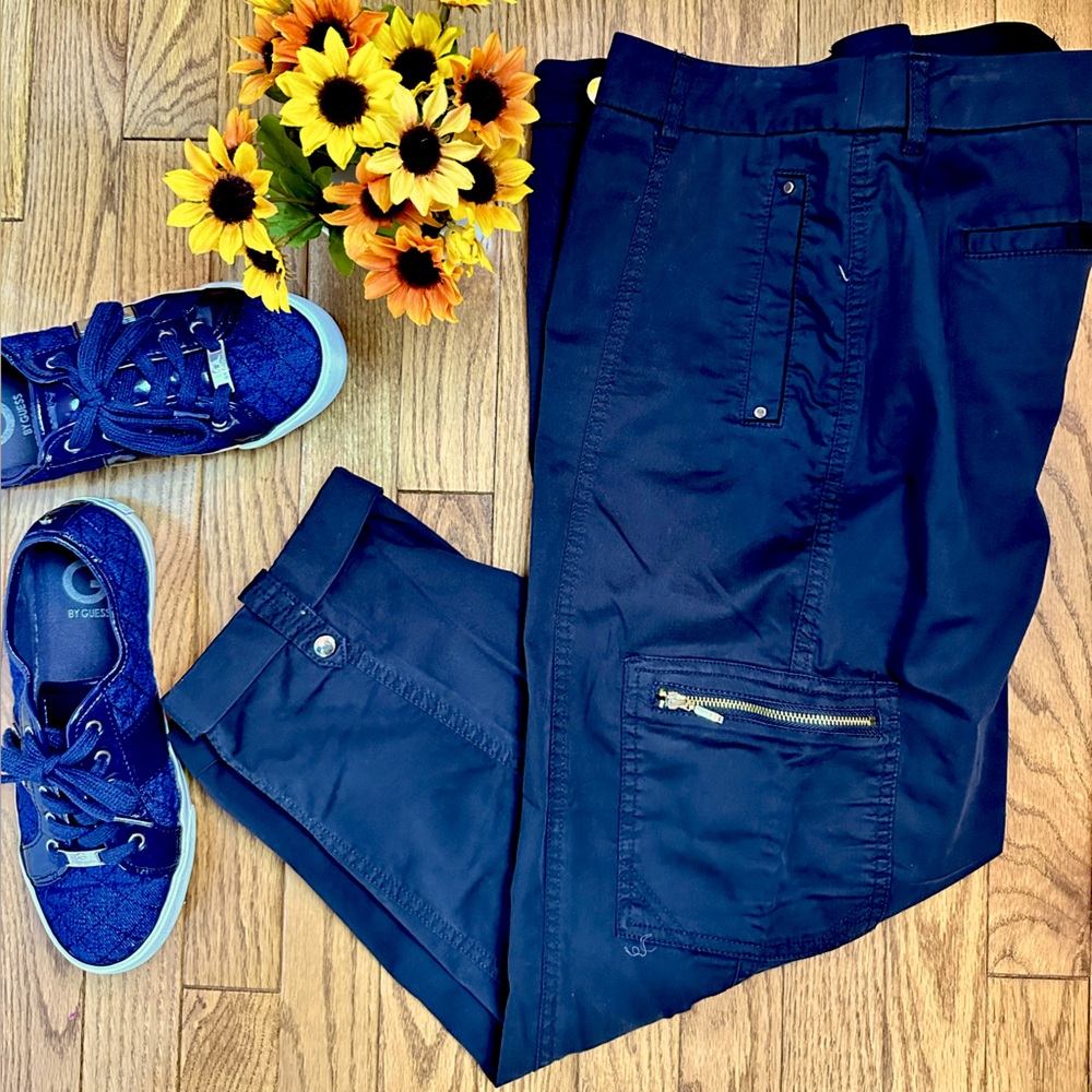 Chico's Cropped Ankle Pants in Navy